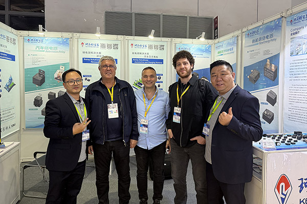 NINGBO KEYONG JINGSHENG APARATO ELÉCTRICO CO., LTD. Presenta relés automotrices en Automechanika Frankfurt 2025